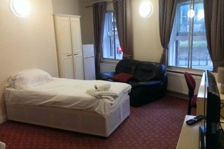 Room 63 of 117