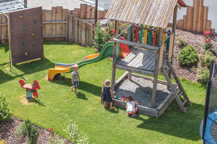 Childrens Activities 52 of 72