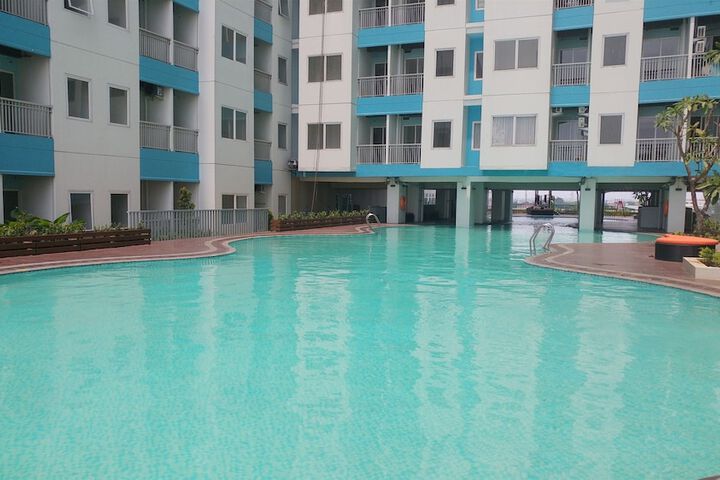 Pool Hotel