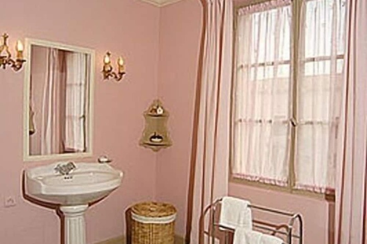 Bath Photo