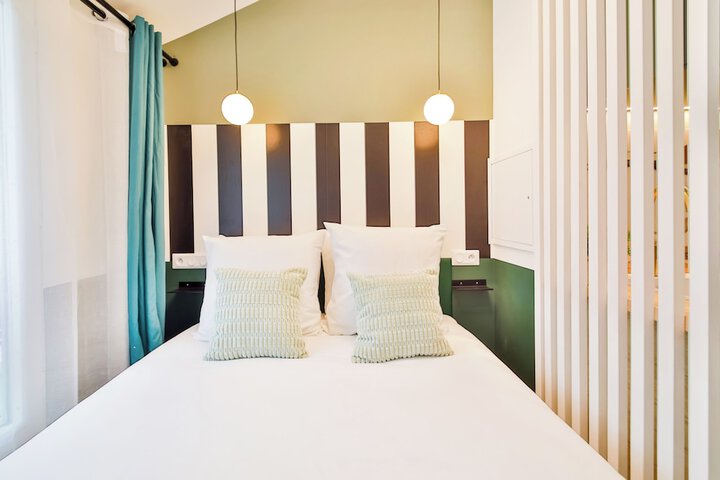 Room 22 of 270