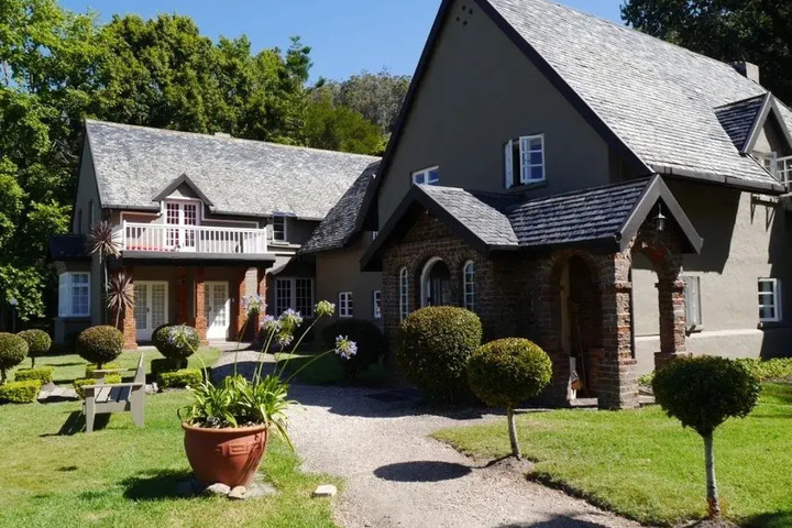 KNYSNA RIVERSIDE LODGE