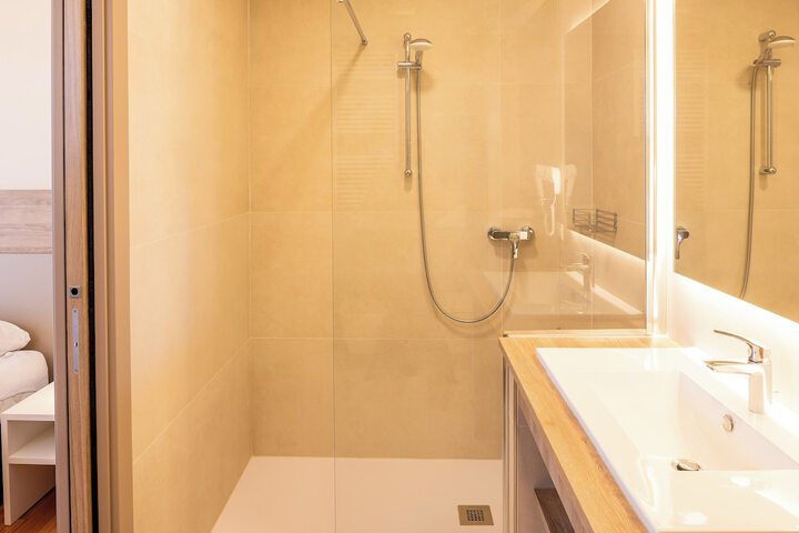 Clean Restrooms