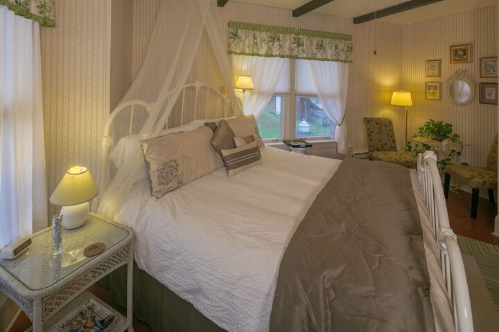 Room 16 of 95