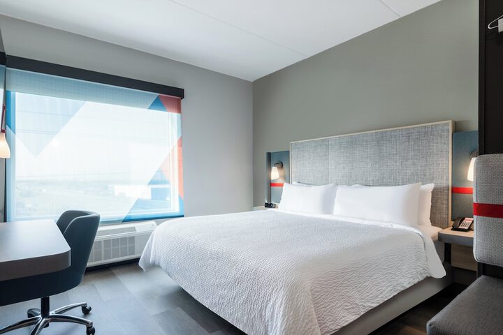 Room 4 of 35