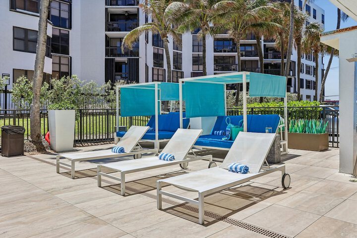 Sundeck