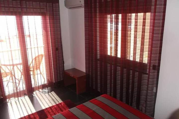 Room 14 of 49