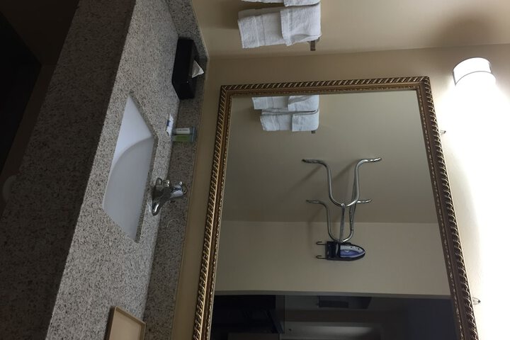 Room 22 of 47