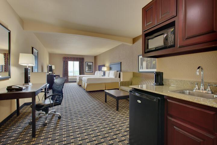 1 King Bed Suite (3 of 3)