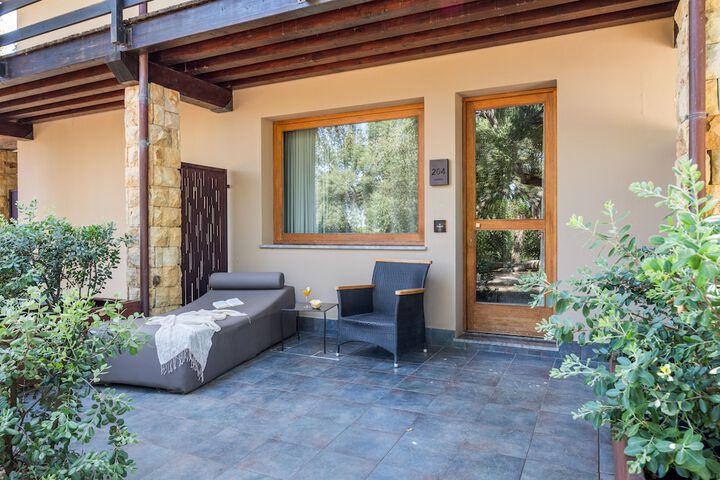 Terrace/Patio 33 of 106