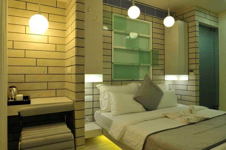 Room 20 of 60