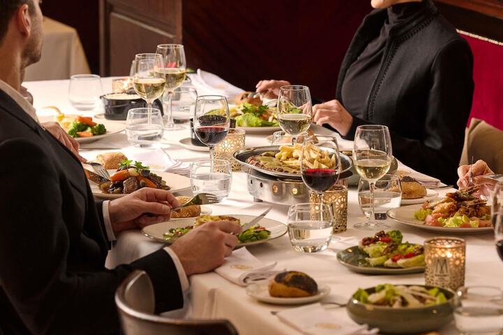Dining 92 of 129