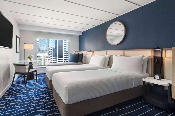 Room 21 of 105