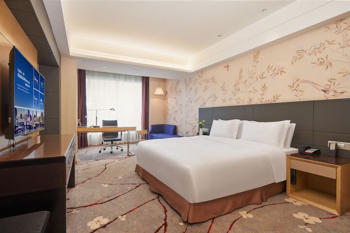 Room 12 of 49