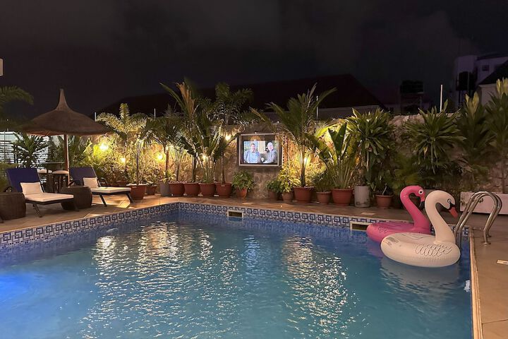 Pool 56 of 85