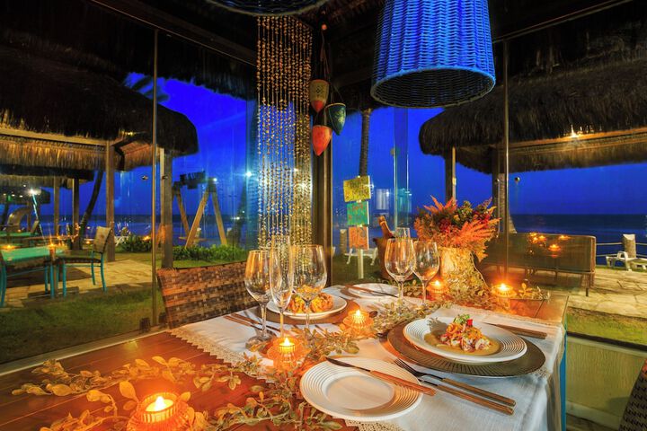 Dining 80 of 140