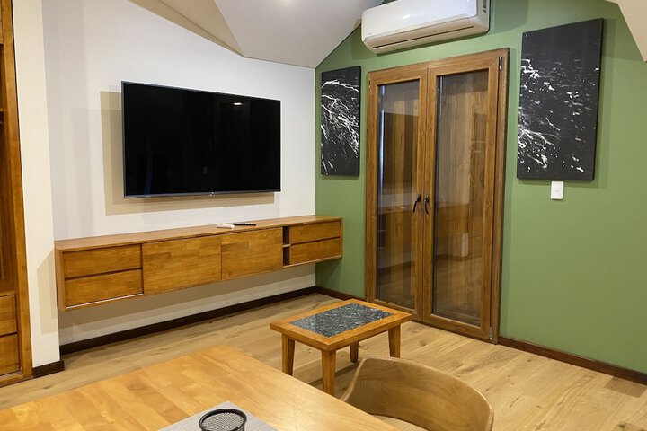 Room 16 of 121