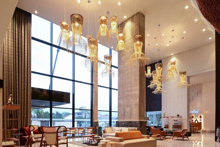 Hotel Interior 4 of 100