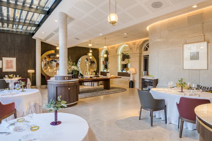 Dining 110 of 139