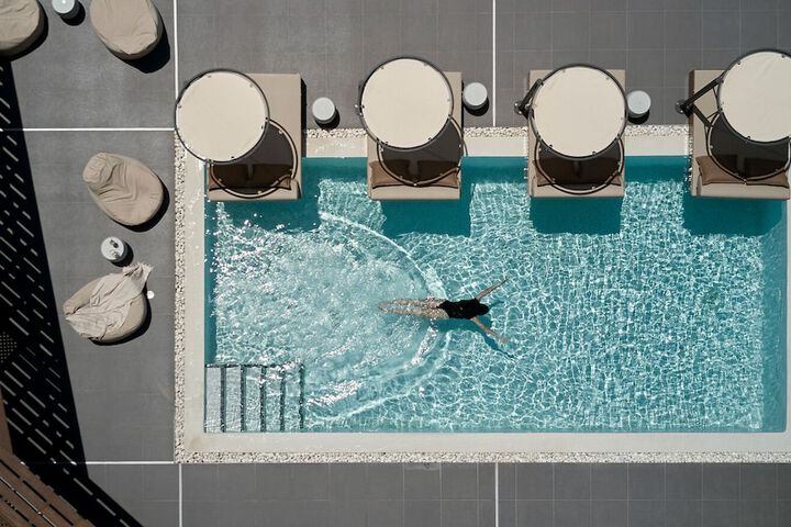 Hotel 156 of 190