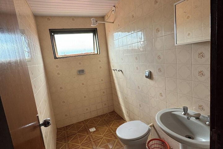 Room 60 of 88