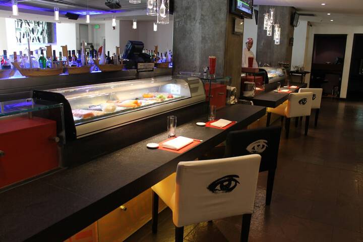 Dining 88 of 111