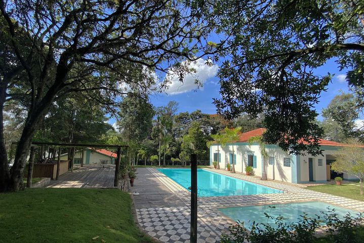 Pool 62 of 102