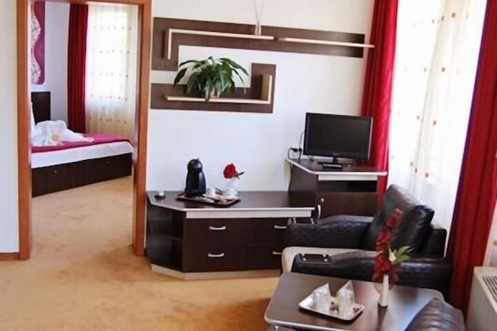 Room 19 of 51