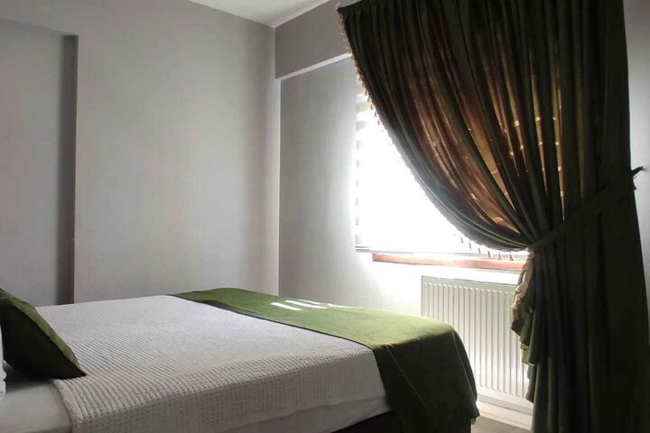 Room 17 of 31