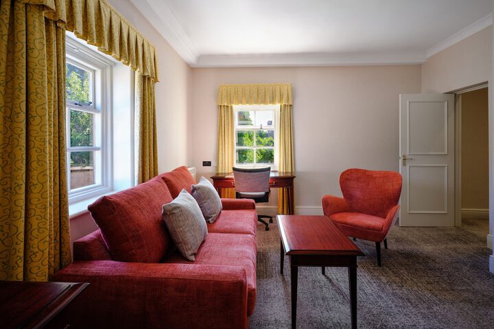 Room 15 of 121