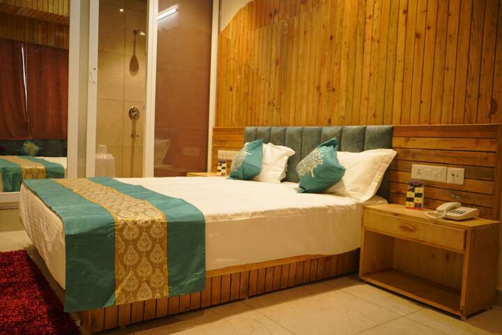 Room 10 of 75