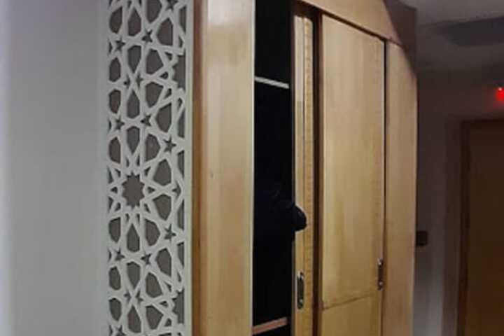 Room 10 of 19