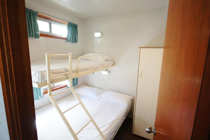 Room 9 of 74
