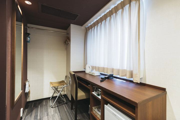 Room amenity
