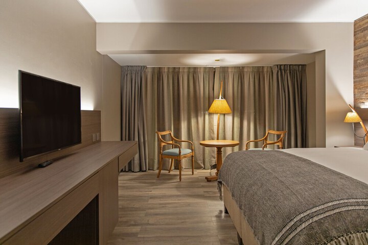 Room 14 of 53