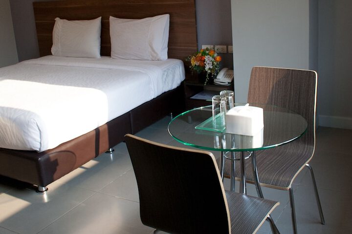 Room 5 of 44