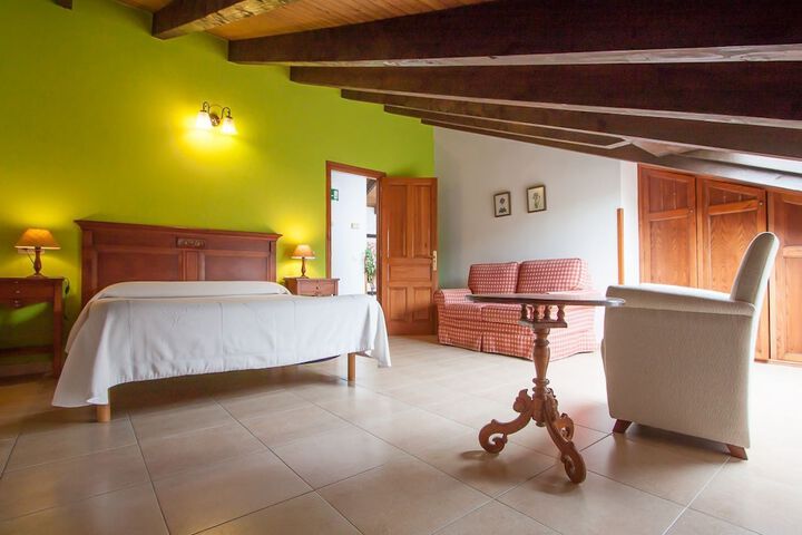 Room 4 of 21