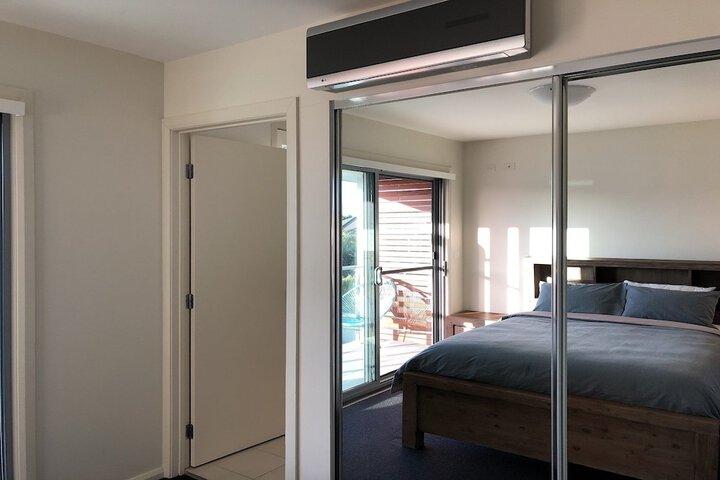Room 3 of 25