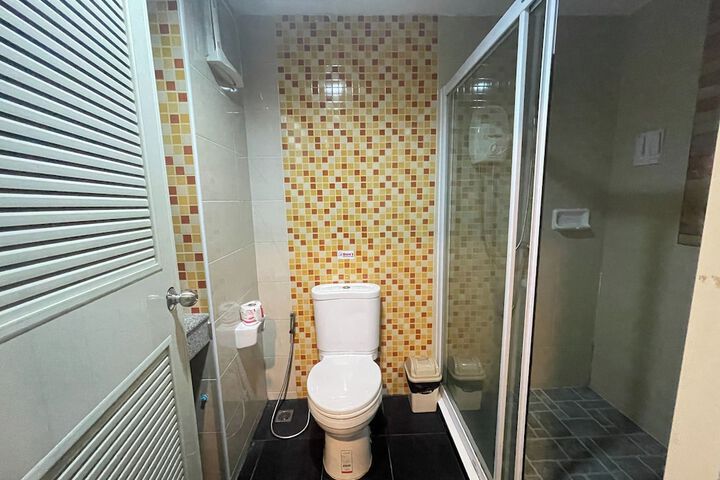 Room 42 of 50
