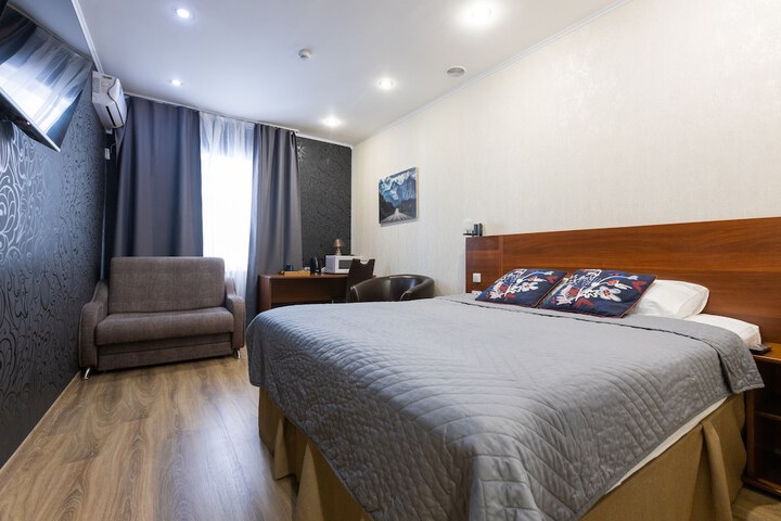 Room 44 of 61