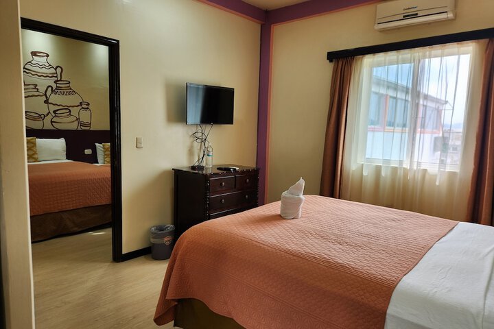 Room 10 of 26