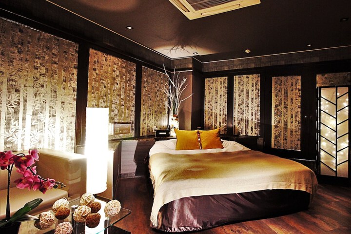Room 37 of 51
