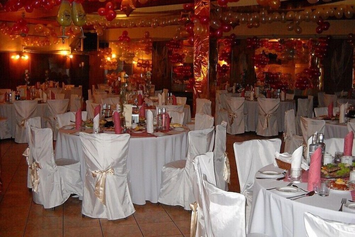 Ballroom/Hall 23 of 26