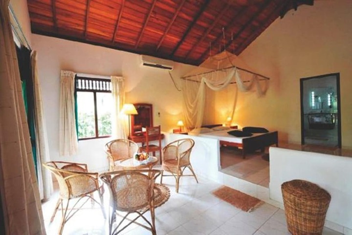 Room 2 of 21