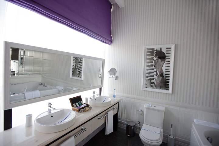 Room 20 of 43