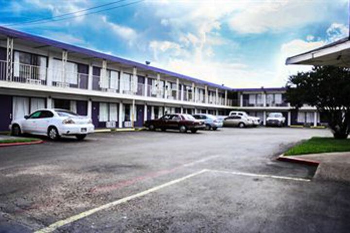 Hotel 3 of 7