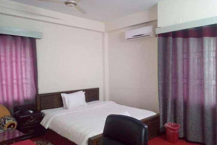Room 6 of 29