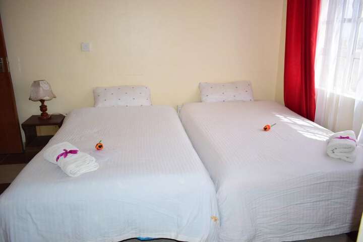 Room 9 of 30