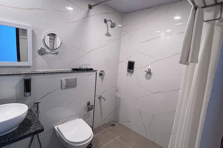 Room 14 of 20