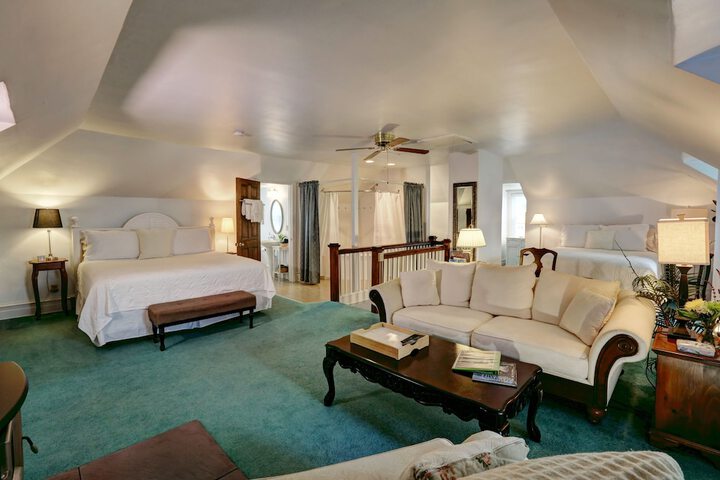 Room 13 of 49